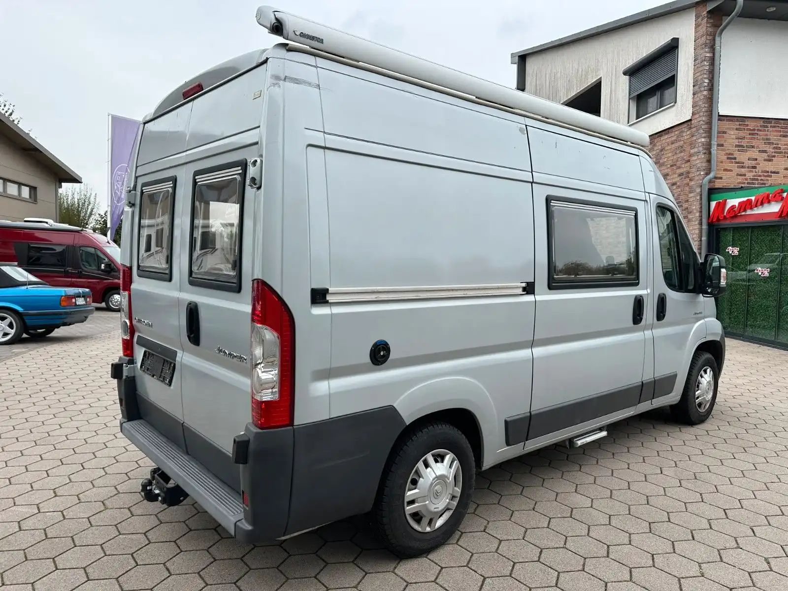 LA STRADA Avanti M
